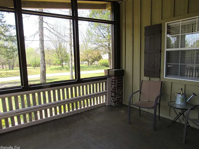 260 Heigle Rd — Photo 3
