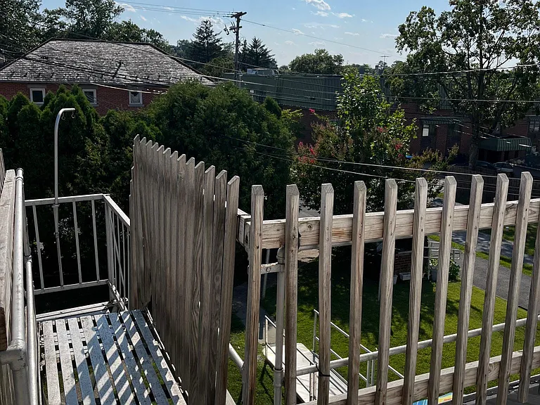 155 E Main St #2 — Photo 3