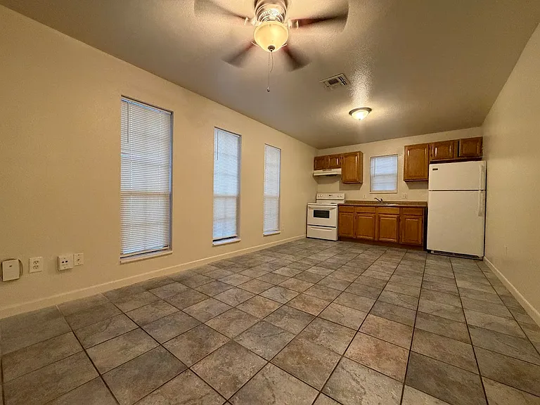 7654 Oak Chase — Photo 7