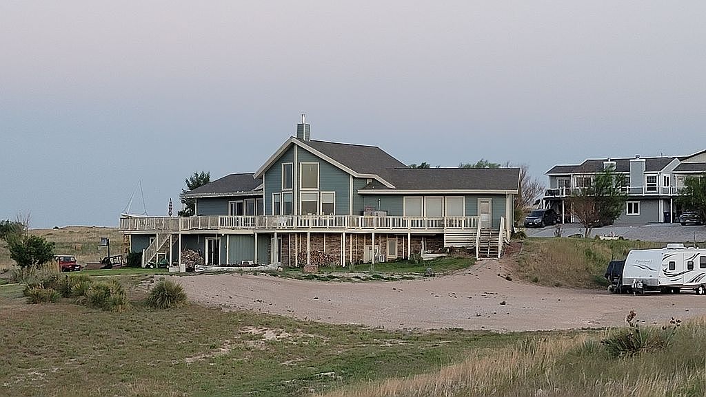 1421 Ogallala Beach Rd, Ogallala, NE 69153 Zillow