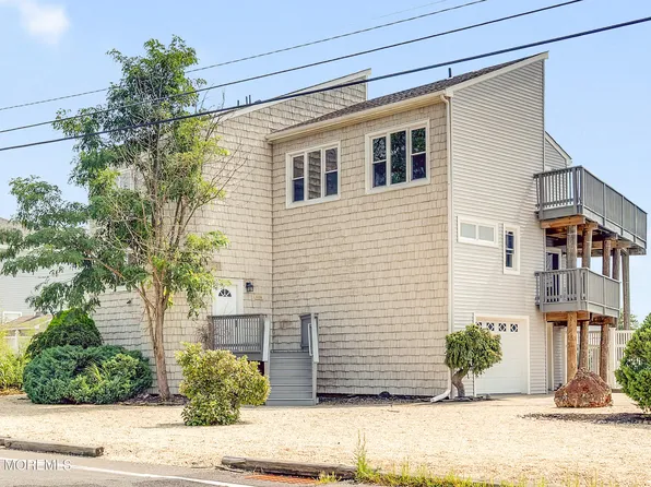 1131 Bayview Avenue, Bayville, NJ 08721
