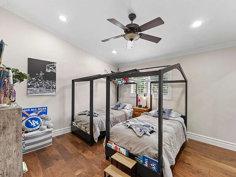 131 Concerto Dr — Photo 27