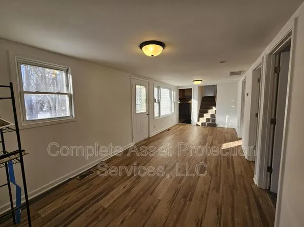 18 S Frame St, Valparaiso, IN 46385