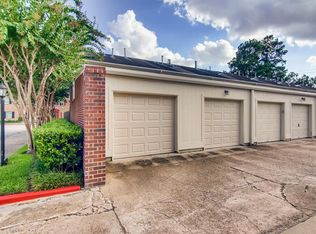 12673 Rip Van Winkle Dr #28, Houston, TX 77024