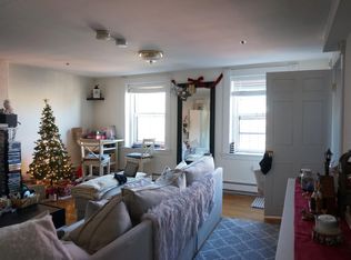 64 Hancock St #5R, Boston, MA 02114