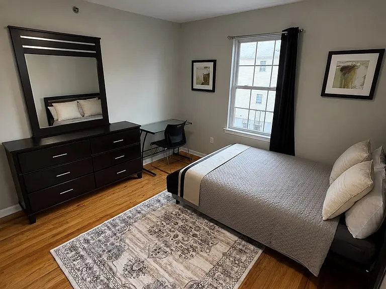 161-163 Sussex Ave #3 — Photo 3