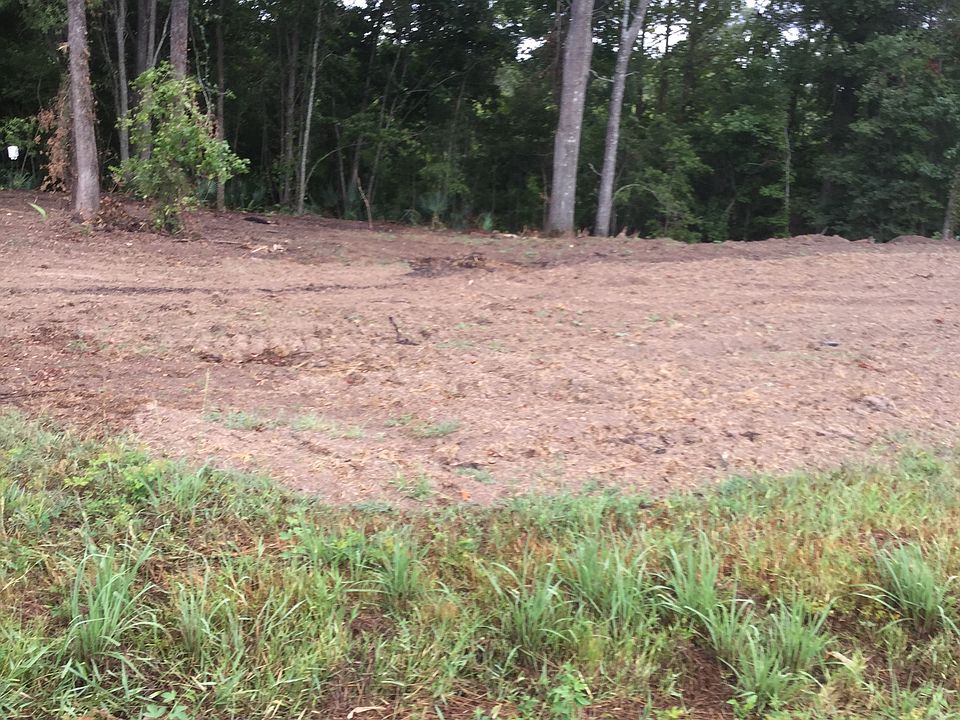 2nd image of River Rd S