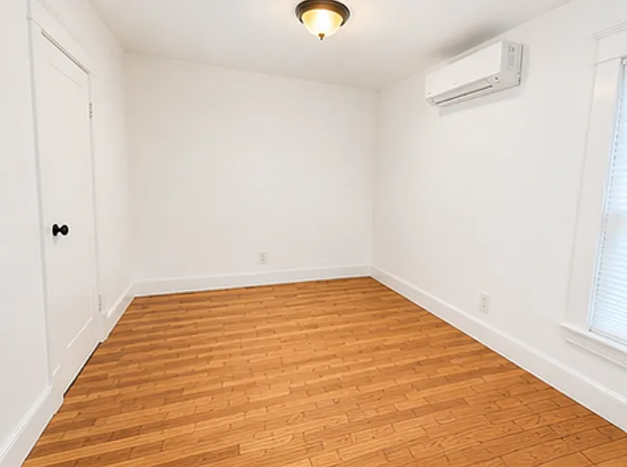 3 bed, $2,350 — Photo 2