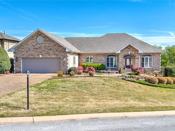 4 Clubhouse Pl, Bella Vista, AR 72715