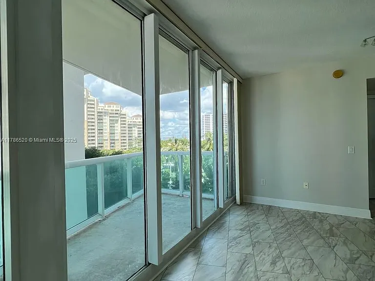 3370 Hidden Bay Dr #610 — Photo 2