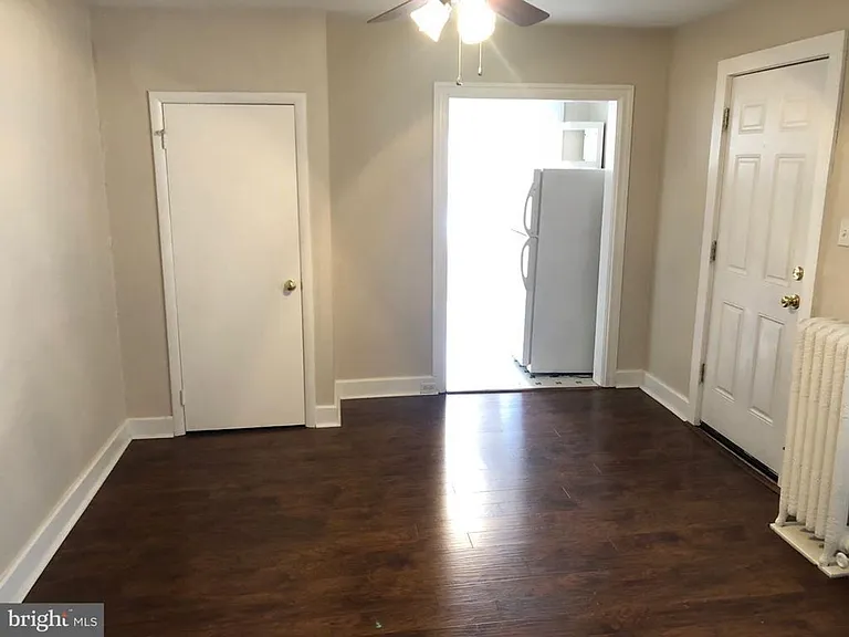 116 E Locust St #2 — Photo 3