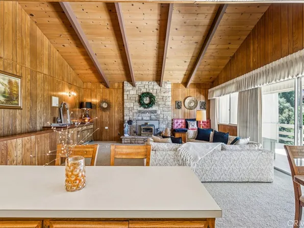 726 Arth Dr, Crestline, CA 92325