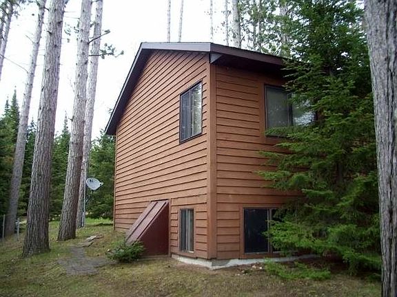 3rd image of 7520 Highland Ln