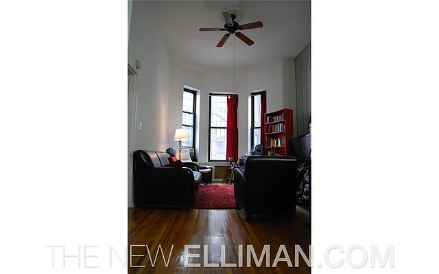 Rented by Douglas Elliman | media 15