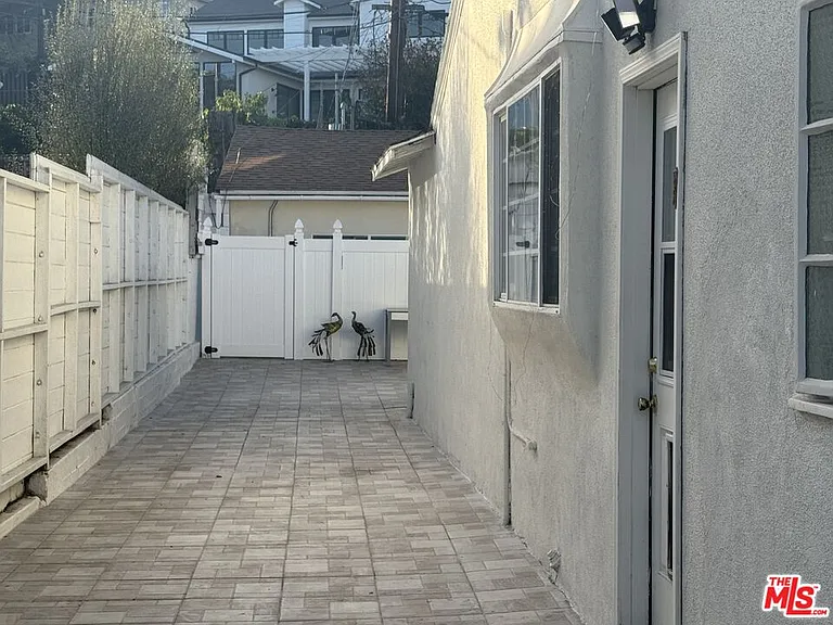 1913 Hillsboro Ave — Photo 13