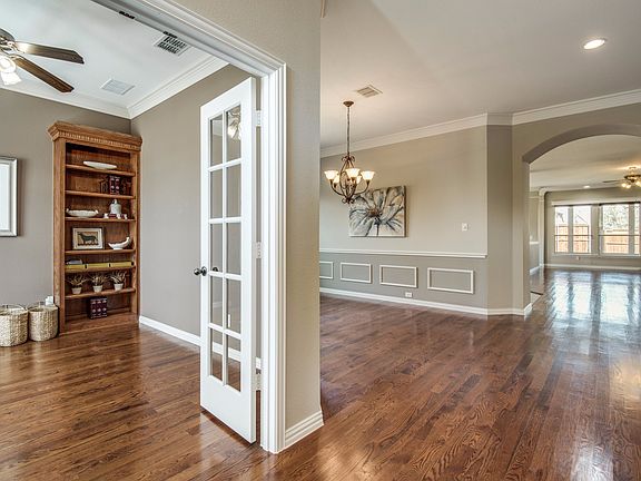 5th image of 5268 Shoshone Dr