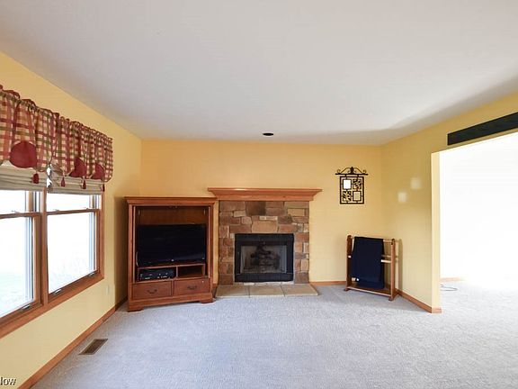 5th image of 5415 Oakridge Dr