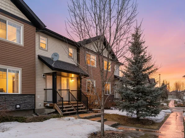 8716 179th Ave NW #2, Edmonton, AB T5Z 0J3