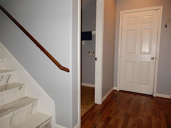2nd image of 17115 Wilthorne Gardens Ct