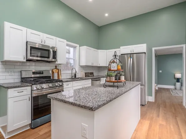 2832 N Main St, Lancaster, MA 01523