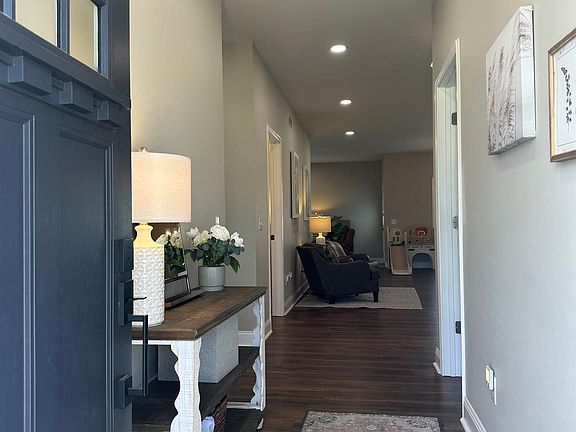 4th image of 1404 Doran Rd S