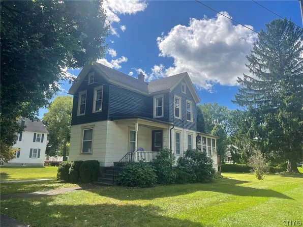 520 Tilden St, Oneida, NY 13421