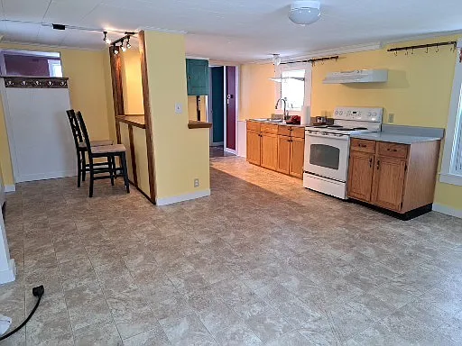 36 Water St — Photo 11