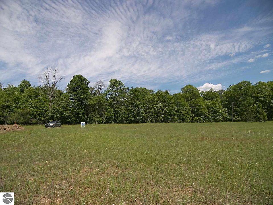 1st image of 2767 W Armstrong Lake Trl