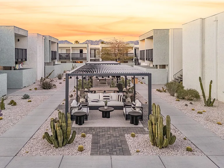 Echo Luxury Apartments — Photo 18