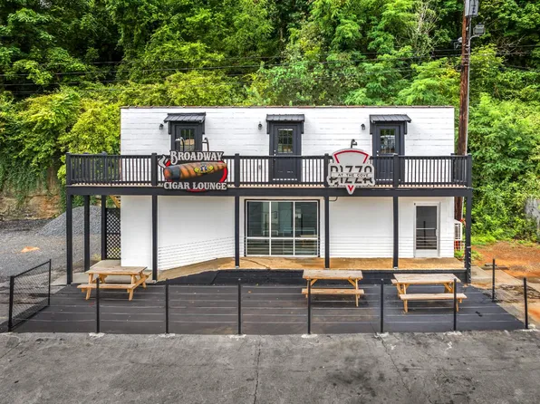 223 E Broadway St, Newport, TN