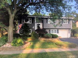 53 Gramercy Rd, Old Bridge, NJ 08857