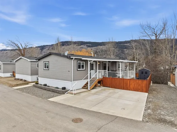 235 Aylmer Rd #4, Chase, BC V0E 1M1