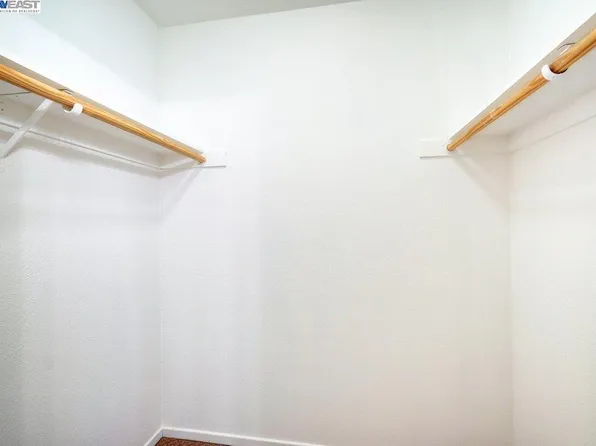 25000 Copa Del Oro Dr Unit 201, Hayward, CA 94545