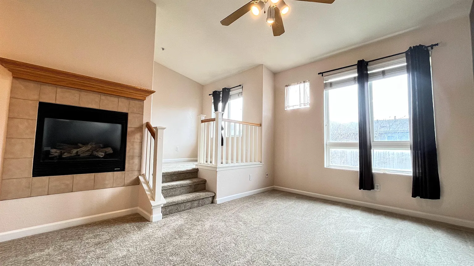 579 Marble Arch Ave photo 1
