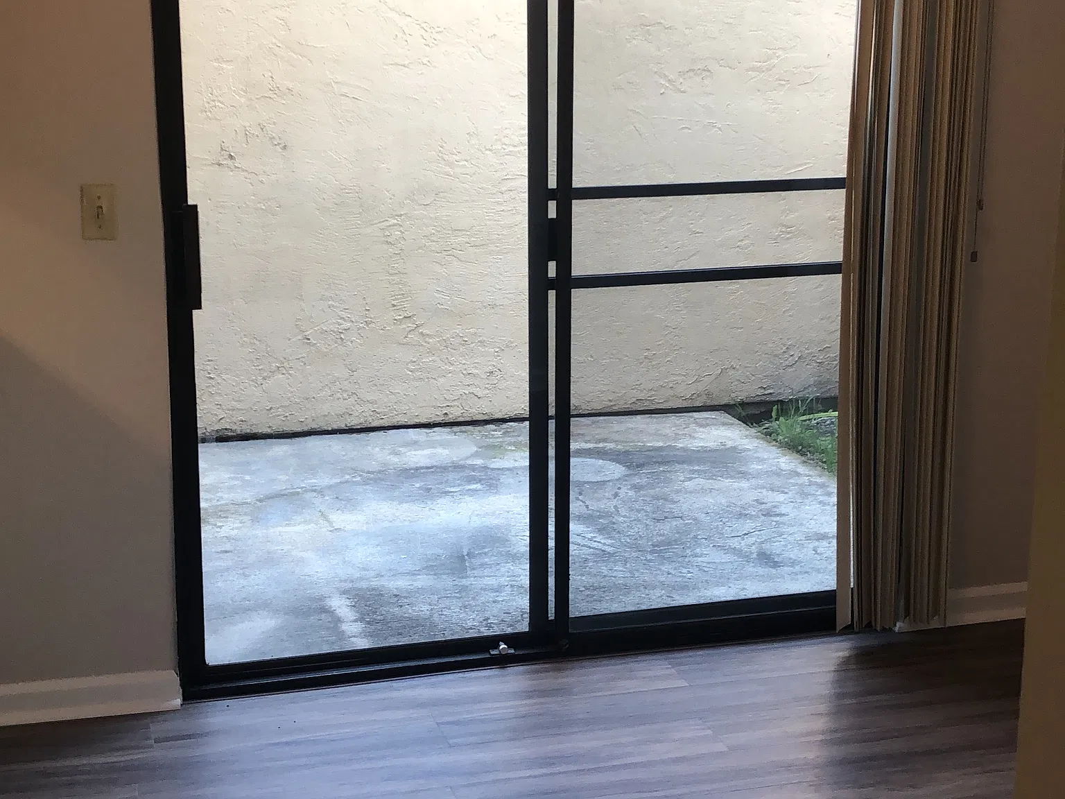 3 bed, 2.5 bath, 1350 sqft, $3,175 — Photo 3