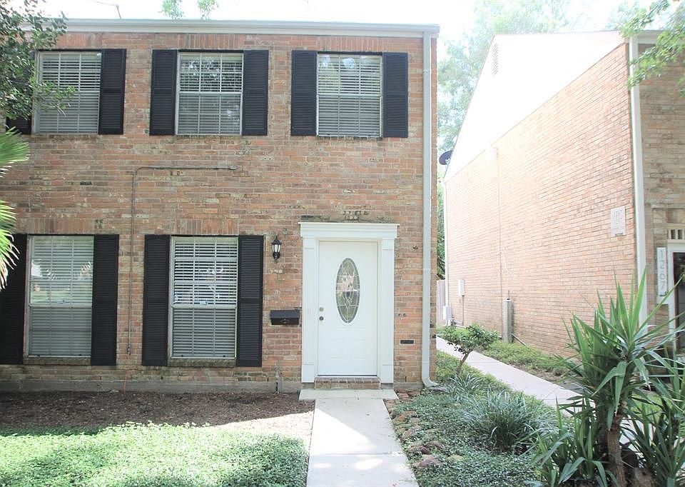 1st image of 1265 Country Place Dr