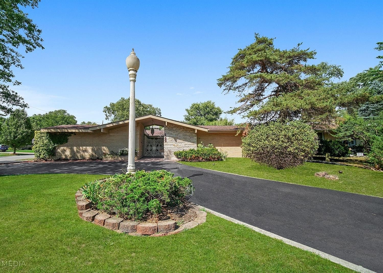 1817 Fisher St, Munster, IN 46321 Zillow