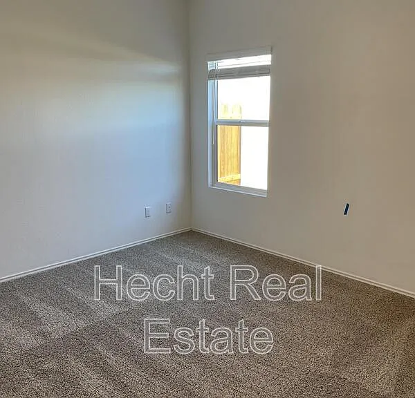 267 Geode Gln — Photo 22