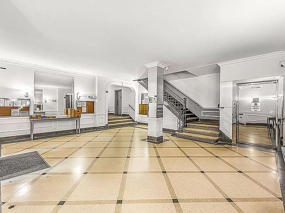 3rd image of 4755 39th Pl APT 4D
