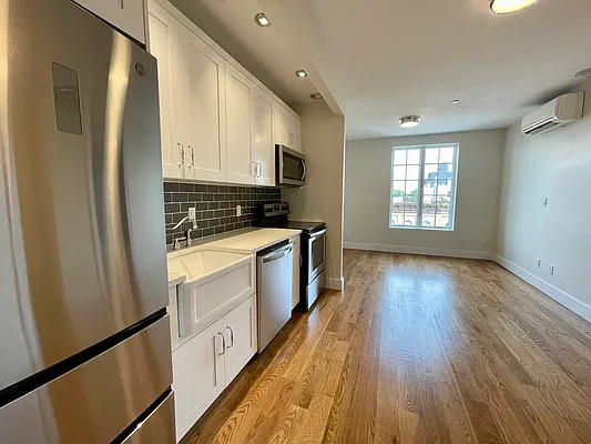 Rented by Doorway NYC, LLC | media 30