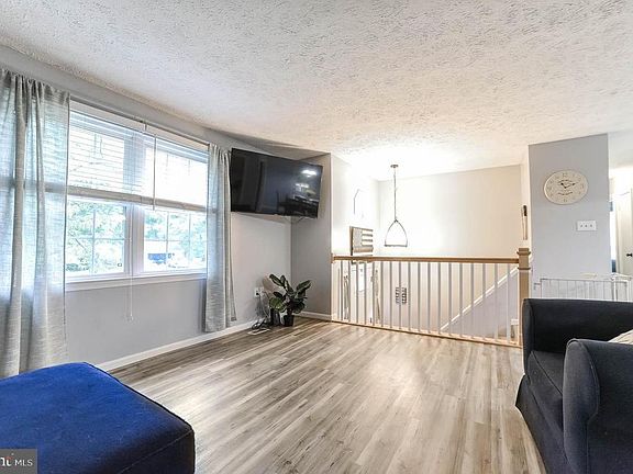 2nd image of 26474 Anne Ct #D