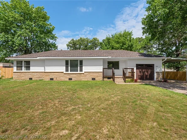 1001 N 49th St, Fort Smith, AR 72904