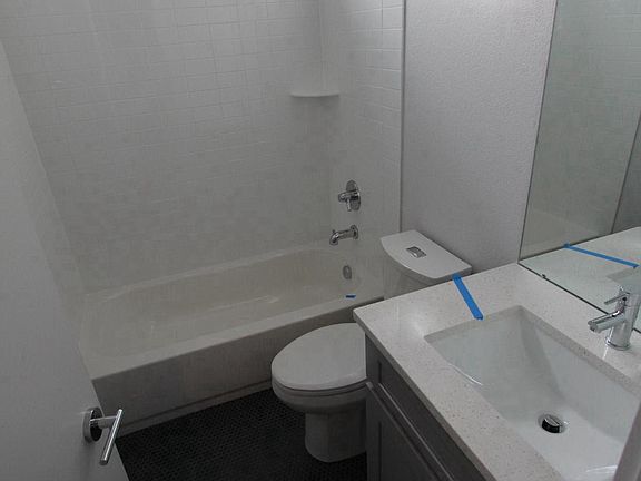 2nd bath on bedroom level