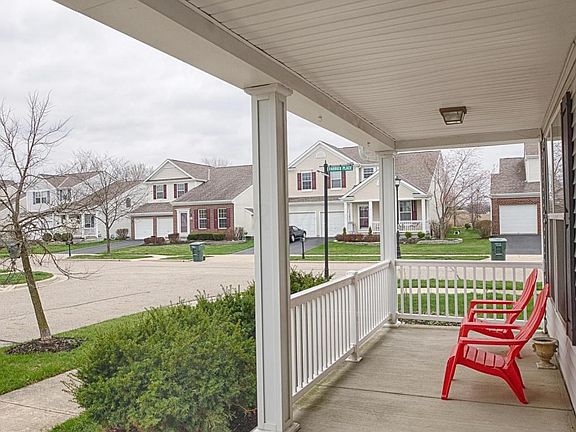 3rd image of 7251 Hillmont Dr