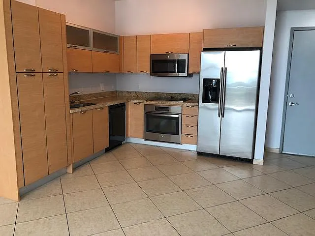 Building Photo - 3180 Coral Way #P103