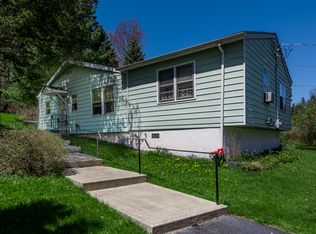 2935 Gomer St, Yorktown Heights, NY 10598
