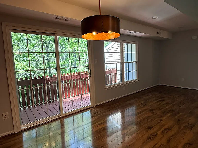 46 Woodbine Ct — Photo 26