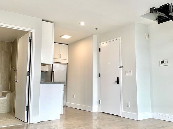 3rd image of 155 Meserole St #6J