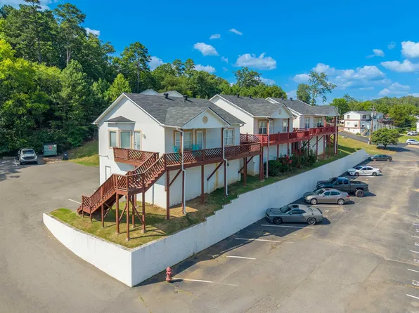 208 Aberina St APT A, Hot Springs National Park, AR 71913
