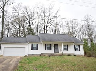 47 Hickory Hollow Dr, Jackson, TN 38305